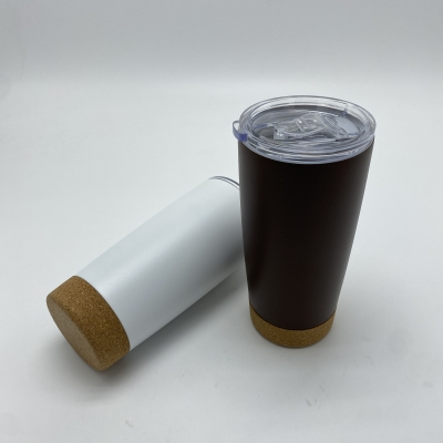 Vacuum flask with Recycled Cork base