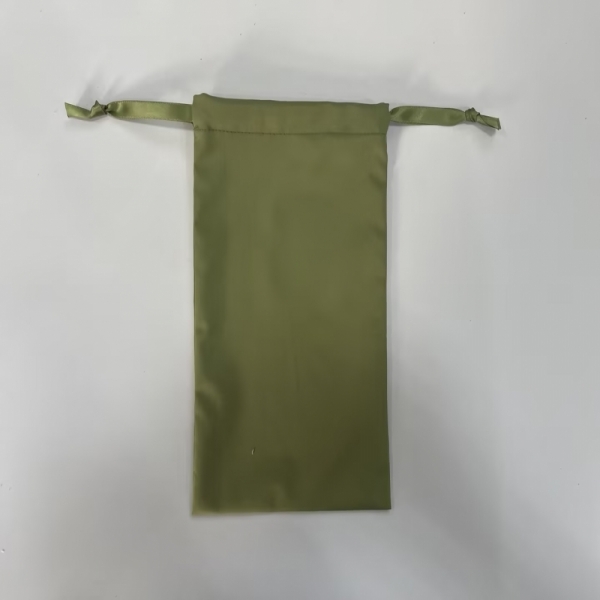 Drawstring bag packing Bamboo Fiber Sleeping Set  (Eye mask + Knot Hair band + Scrunchies ) 