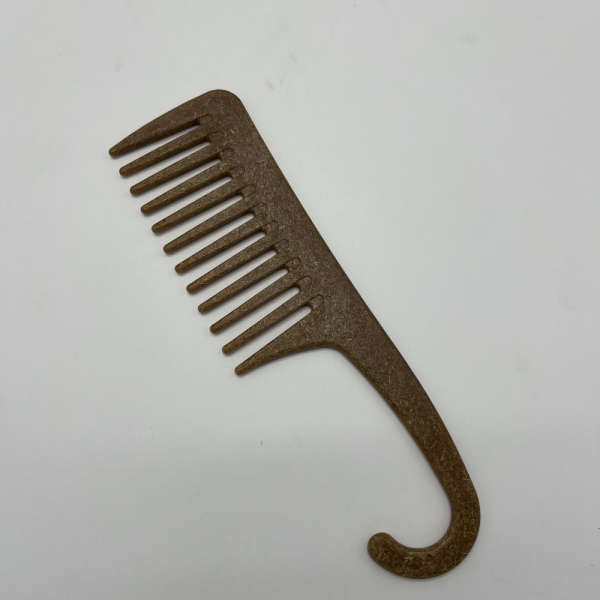 8263 Coconut Plant Fiber  Frosted Curved Rattail Comb