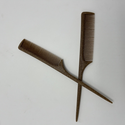 8272 Coconut Plant Fiber  Frosted Rattail Comb