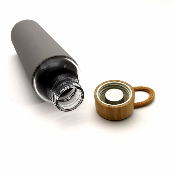 Glass water bottle with Silicon sleeve and Bamboo lid 