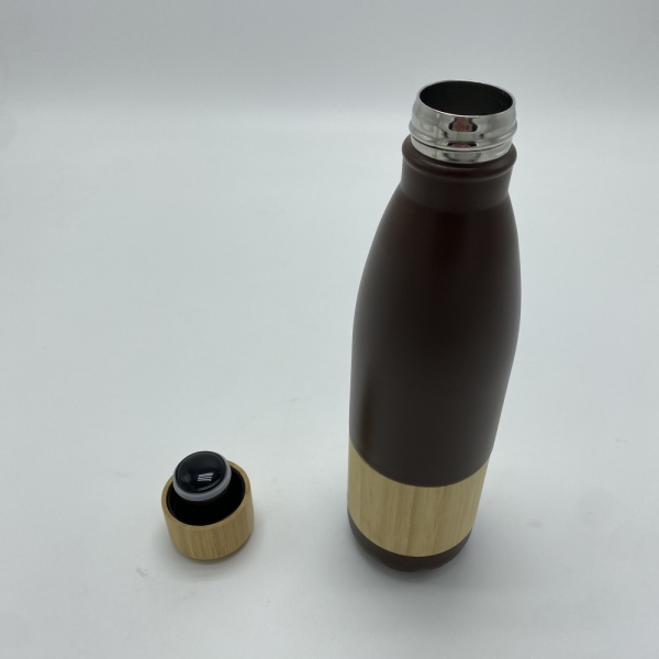 Vacuum water bottle with Bamboo lid