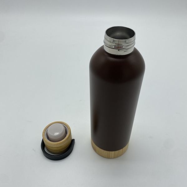 Vacuum water bottle with Bamboo lid