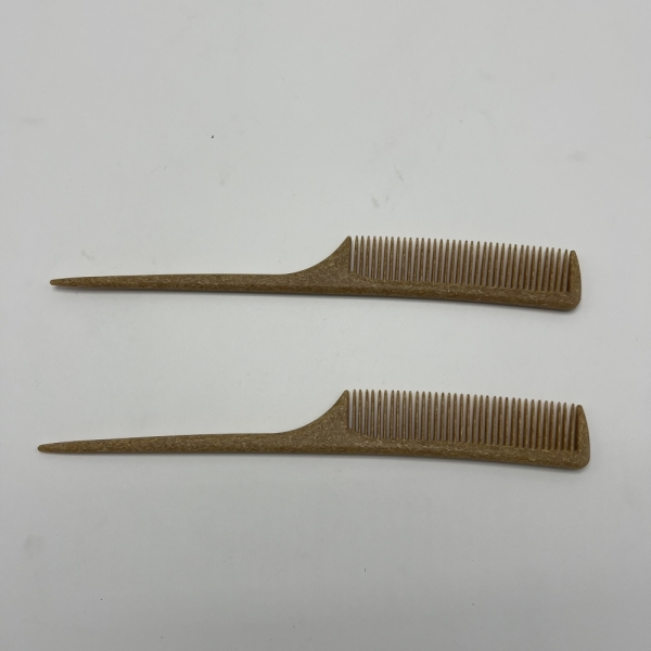 8272 Coconut Plant Fiber  Frosted Rattail Comb