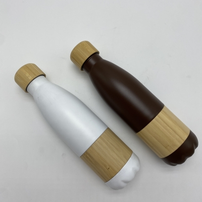 Vacuum water bottle with Bamboo lid